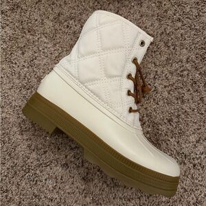 NWB Sperry Saltwater 2.0 Waterproof Duck Boot Women’s size 9